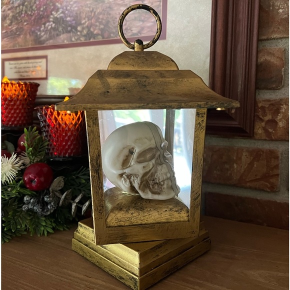 💀Rare Vintage 1980’s Moving Light Up Creepy Skeleton Candle Lantern - Picture 4 of 10